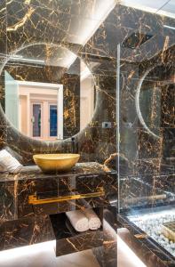 VIP Jacuzzi Suites