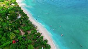 Kaia Raya Surf Lodge