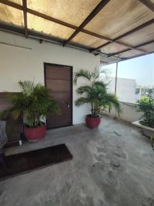 Rooftop Retreat- Peaceful & Luxurious Homestay BnB