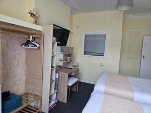 Glendor Hotel