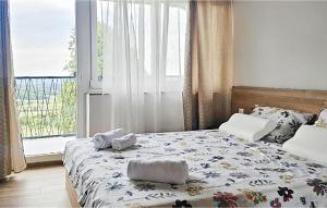 3 Bedroom Cozy Home In Kalnik