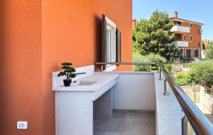 Amazing Apartment In Pula With Wifi
