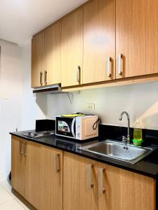Shell Residences by Jas O Condotel