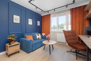 Family Apartment with Balcony, Air Conditioning and Parking by Renters Prestige