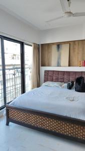 The Parisian 1BHK