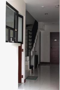 PAPATANTAN APARTEL