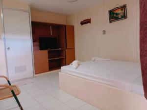Fox Beach Resort and Dive Center, Inc