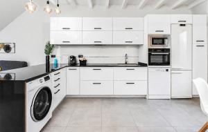Awesome Home In Vilar De Canes With Wifi