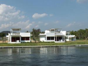 Worawee Resort and Spa