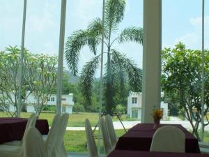 Worawee Resort and Spa