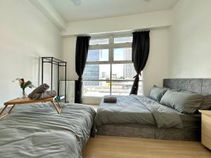 Spacious 10 Pax Suite l Kota Damansara MRT & Mall