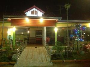 Romruen Resort