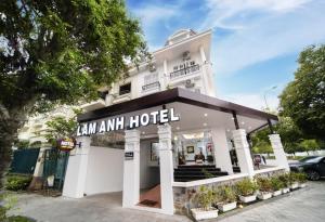 Lam Anh Hotel 2 Duong Noi Ha Dong