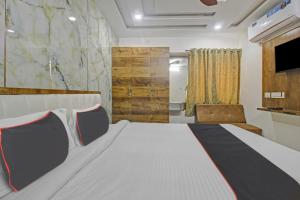 Super Collection O Vinayaka Luxury Stays