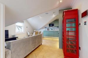 Stunning 2BR Home Near Kew-2min walk to Tube