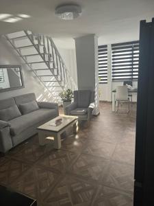 Nailas apartment