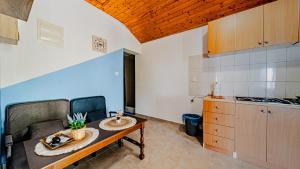Robinsons House Maya by Villas Guide