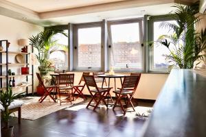 TAGA Rooms