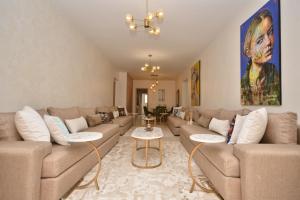 2BR Spacious Haven in Central Casablanca