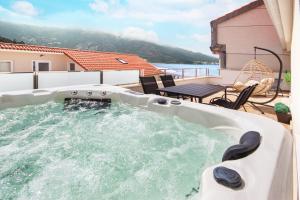 AG Piso Terraciña Ezaro 2, playa a 50m y jacuzzi