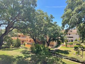 Holiday 2BR Apartment in Elviria, Marbella