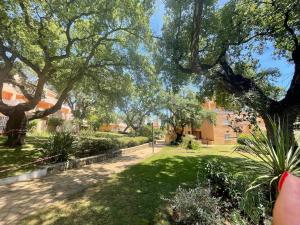 Holiday 2BR Apartment in Elviria, Marbella