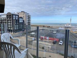 Studio in Nieuwpoort with Sea View Terrace