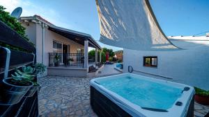MAB Sweet Home By Villas Guide
