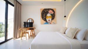 Modern Luxury Villa with Pool 400m to Beach