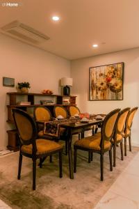 The Galleria Residence Luxury Apartment