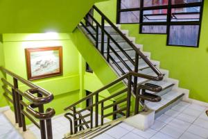 Teo-Fel Pension House