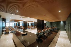 Metrocentre Hotel & Convention Center