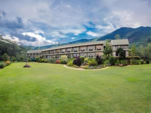 Hunasfalls Hotel