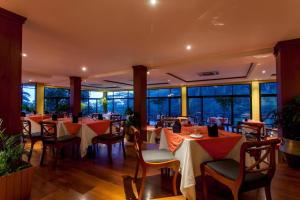 Hunasfalls Hotel