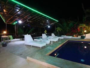 Manarra Sea View Resort