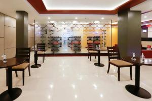Hotel Sogo LRT Monumento Stn
