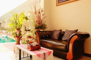 Nok Resort Hotel