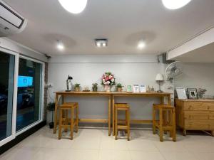 Napaville Huai Khwang Hostel