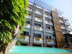 Bamboo House Phuket Hotel