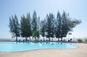 Eurasia Chaam Lagoon Hotel