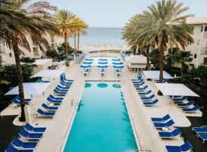 Edgewater Beach Hotel