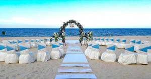 Lapochine Beach Resort (Formerly Ana Mandara Hue)