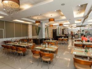 Diamond Suites & Residences