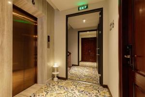 Super OYO Capital O 1169 Le Grand Hanoi Hotel - The Charm