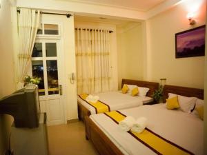 Happy Day Hotel