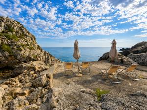 Villa Cliff