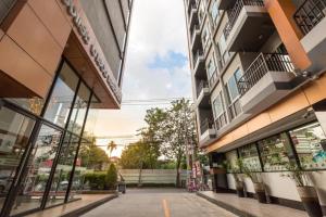 Baron Residence Bangkok
