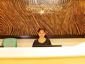 Green Banana Business Hotel