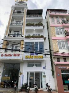 Chau Giang Hotel