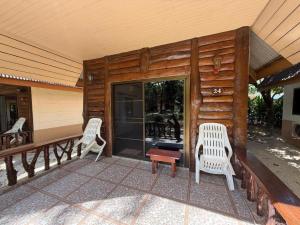 Season Bungalow